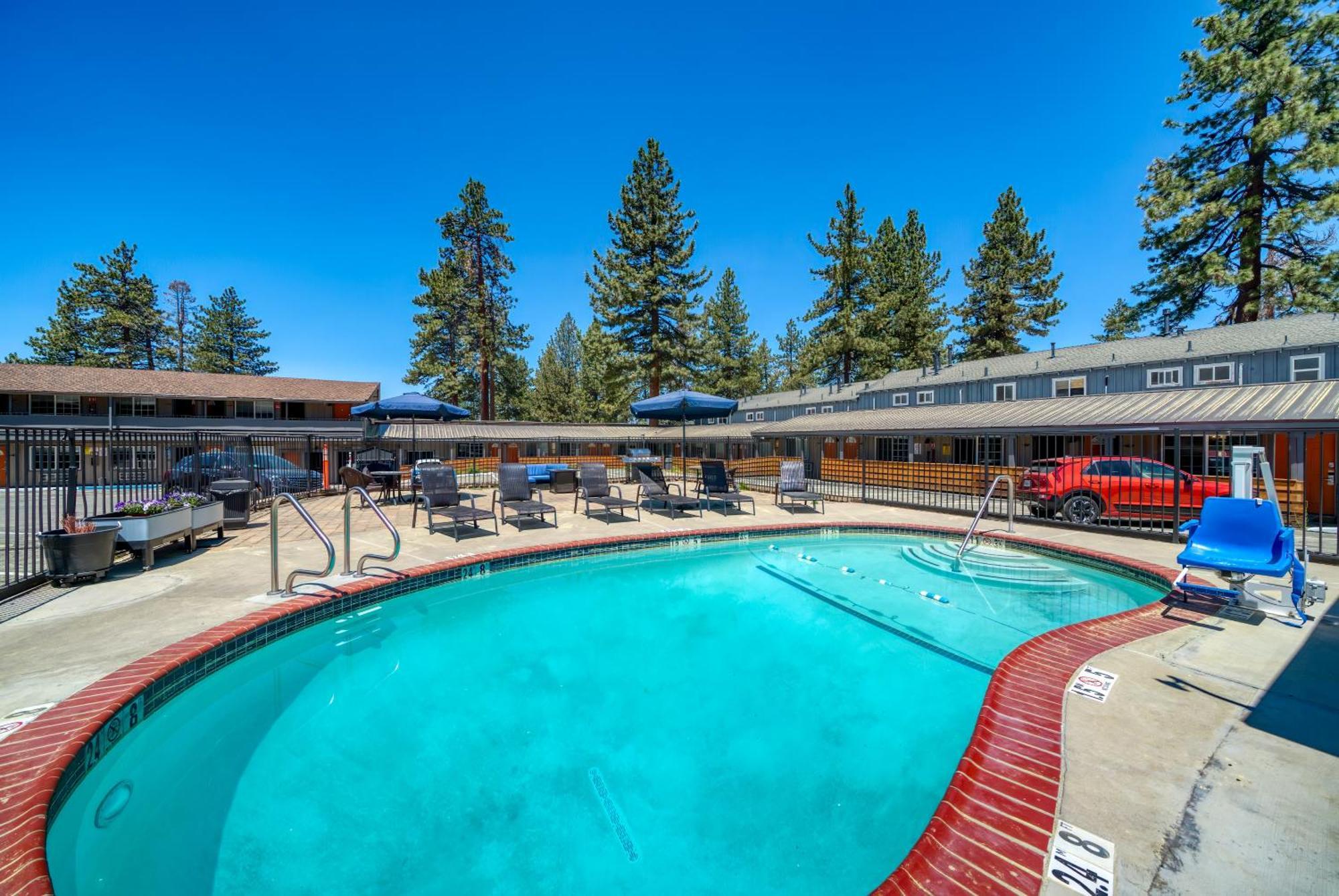 Blue Jay Lodge South Lake Tahoe Exterior photo